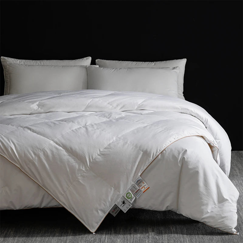 Spring Goose Down Comforter: Hypoallergenic 800FP, Tight-Woven Fabric, No Leakage, Full Size