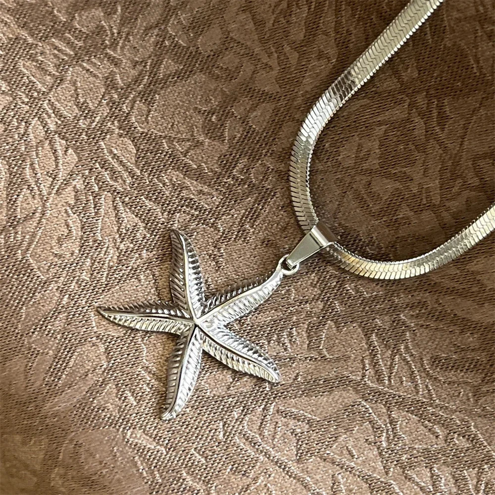 Exaggerated Starfish Star Pendant