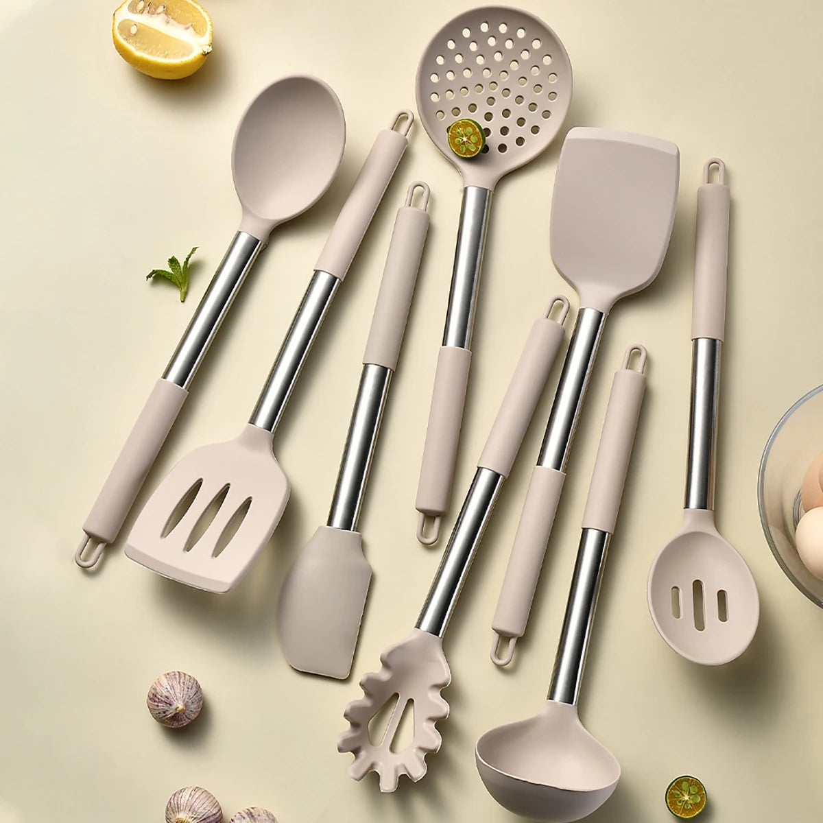 2/4/6/8pcs Silicone Kitchenware Set Stainless Steel Hand Shovel Soup Spoon Spaghetti Claw Cooking Set Household Kitchen Tool Set