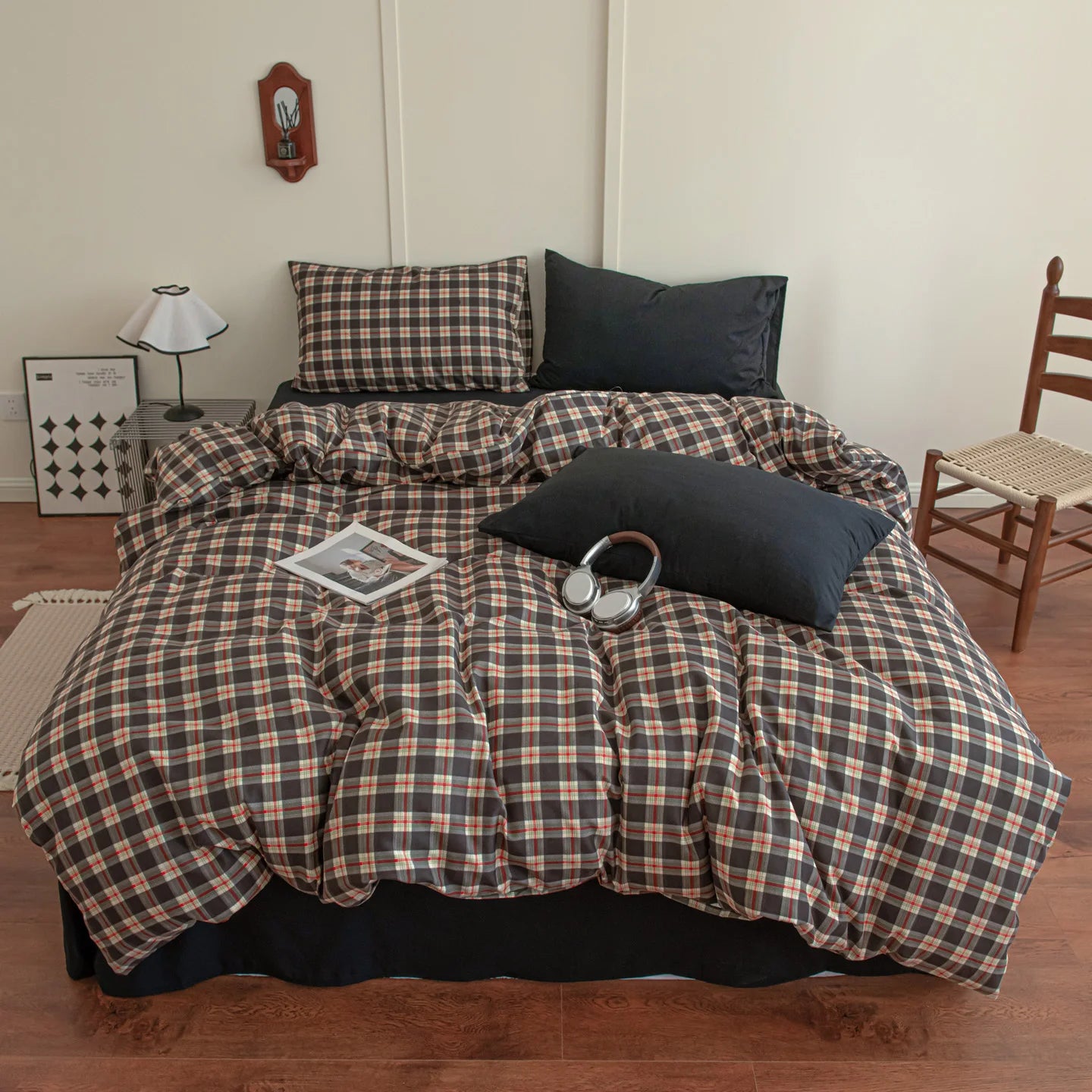 Vintage Style Plaid Bedding Sets