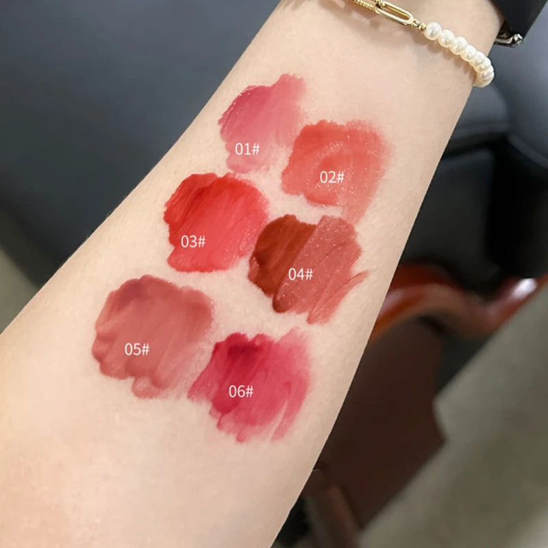 Light Glass-Like Lip Lacquer Smudge-Proof