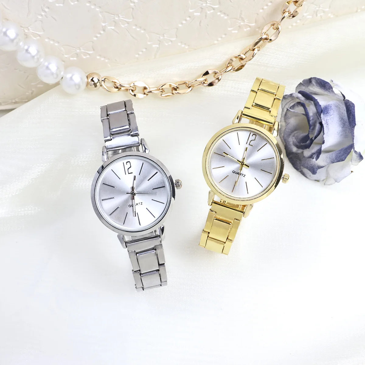 Fashion Small Dial Gold Watch Woman