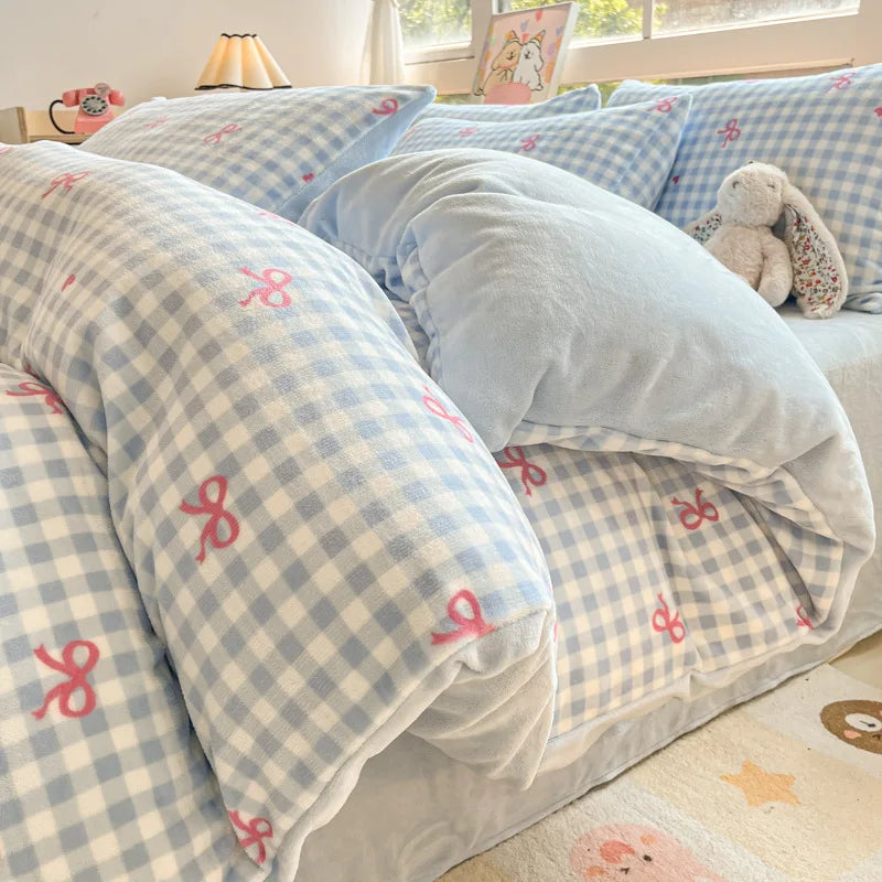 Cute Printed Velvet Duvet Cover Set