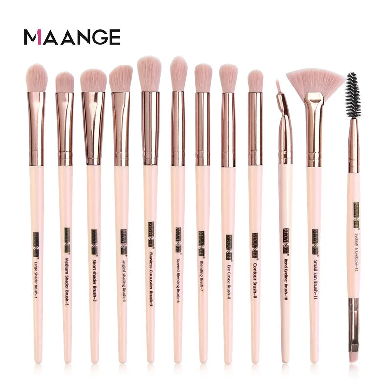 Makeup brushes set professional